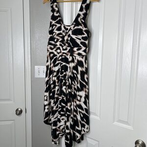 Soma Midi Dress Built in Bra XL V-Neck Sleeveless Handkerchief Hem Neutral Ikat